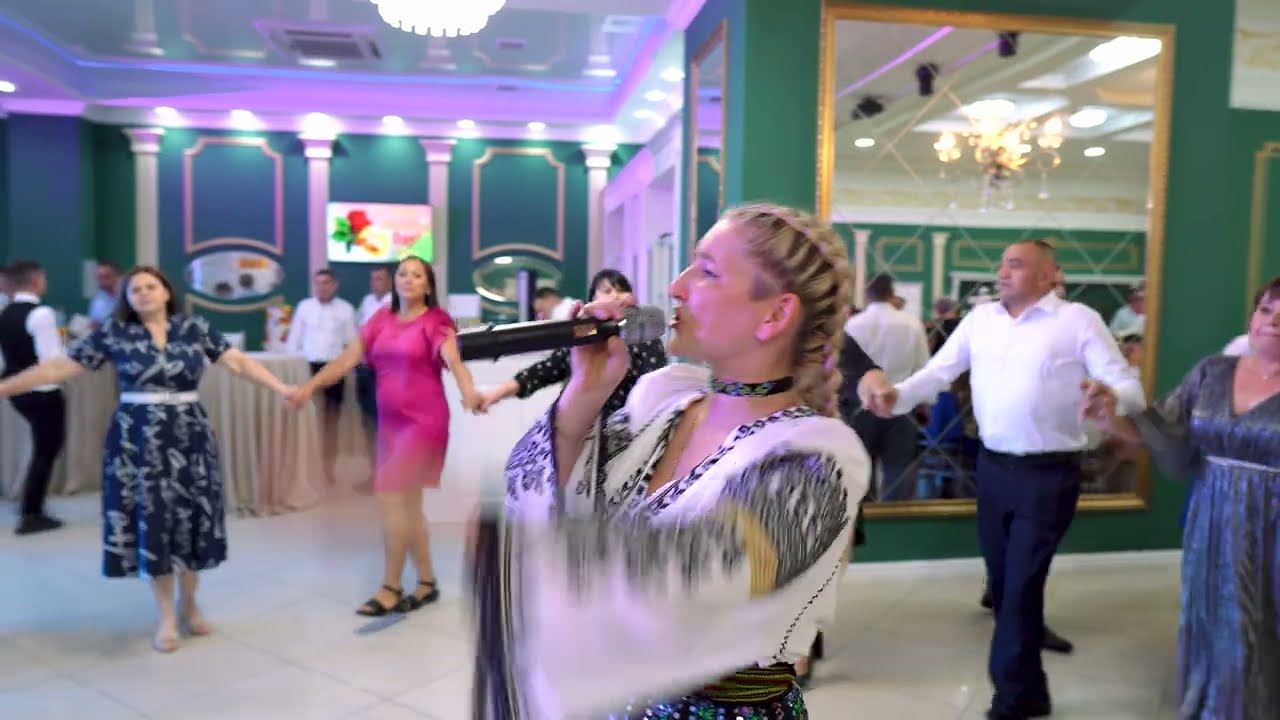 Cristina Zagorodnii cu surpriză muzicală la nuntă