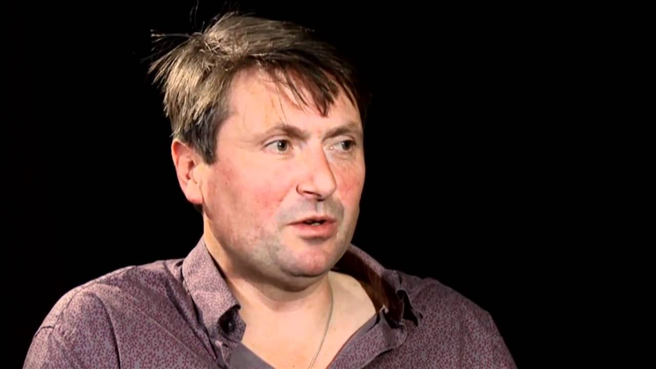 Simon Armitage: 'poetry is a form of dissent'