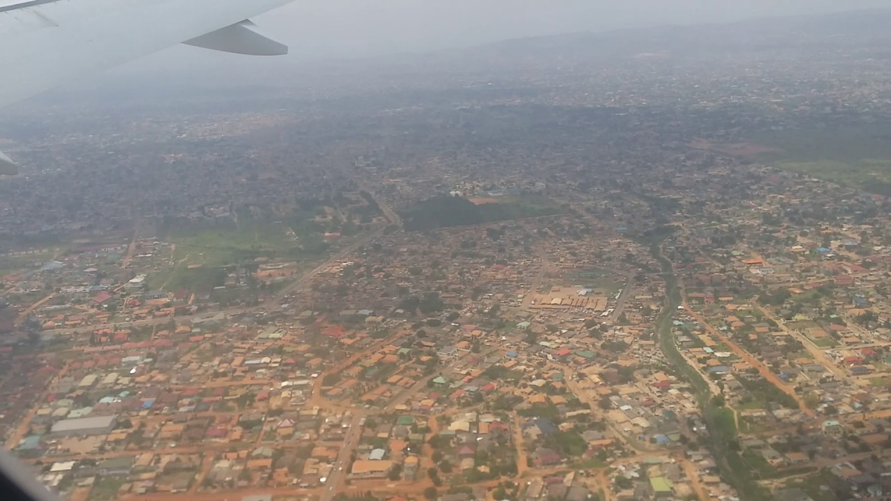 Emirates flight  landing at Accra GHANA Airport