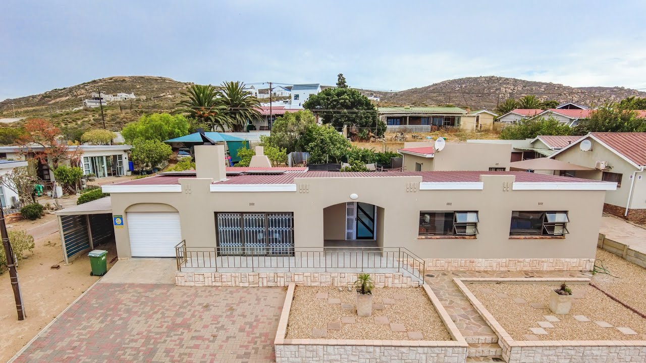5 Bedroom For Sale - St Helena Bay