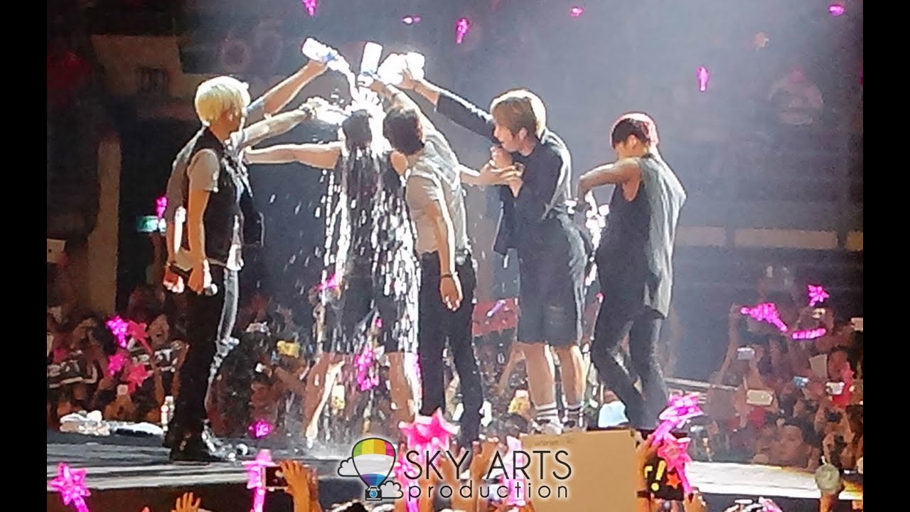 [HQ] V.I.U - BEAST SEXY WET @ AIA KPOP LIVE IN KL(MALAYSIA) 2013 #AIAKpopMY #BEAST