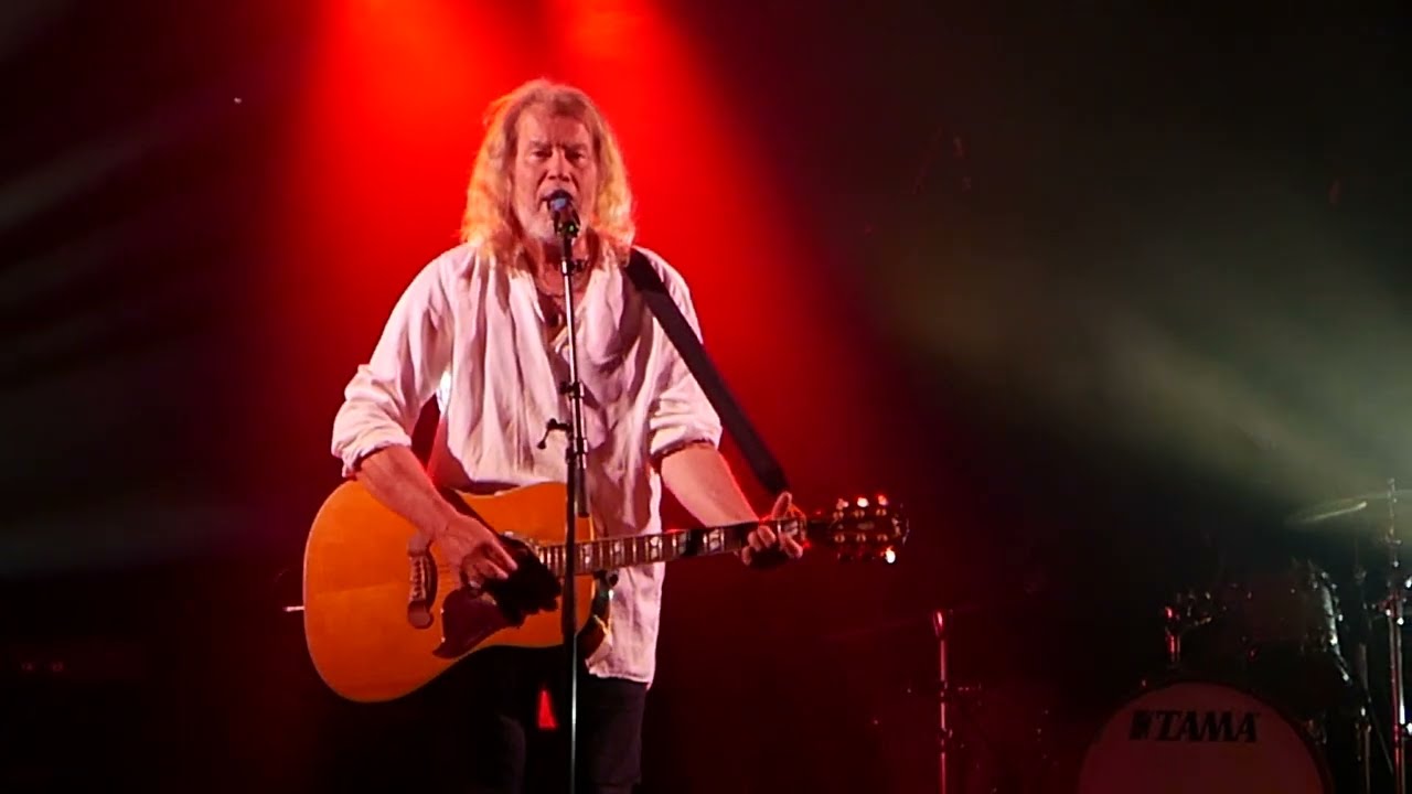 Staffan Hellstrand, Korset