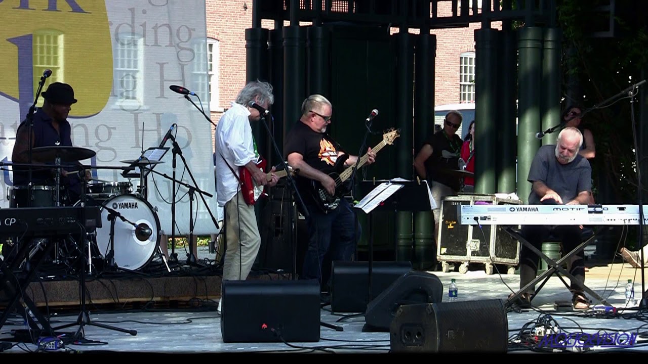 Albert Lee Live @ Lowell Folk Festival 7/28/19