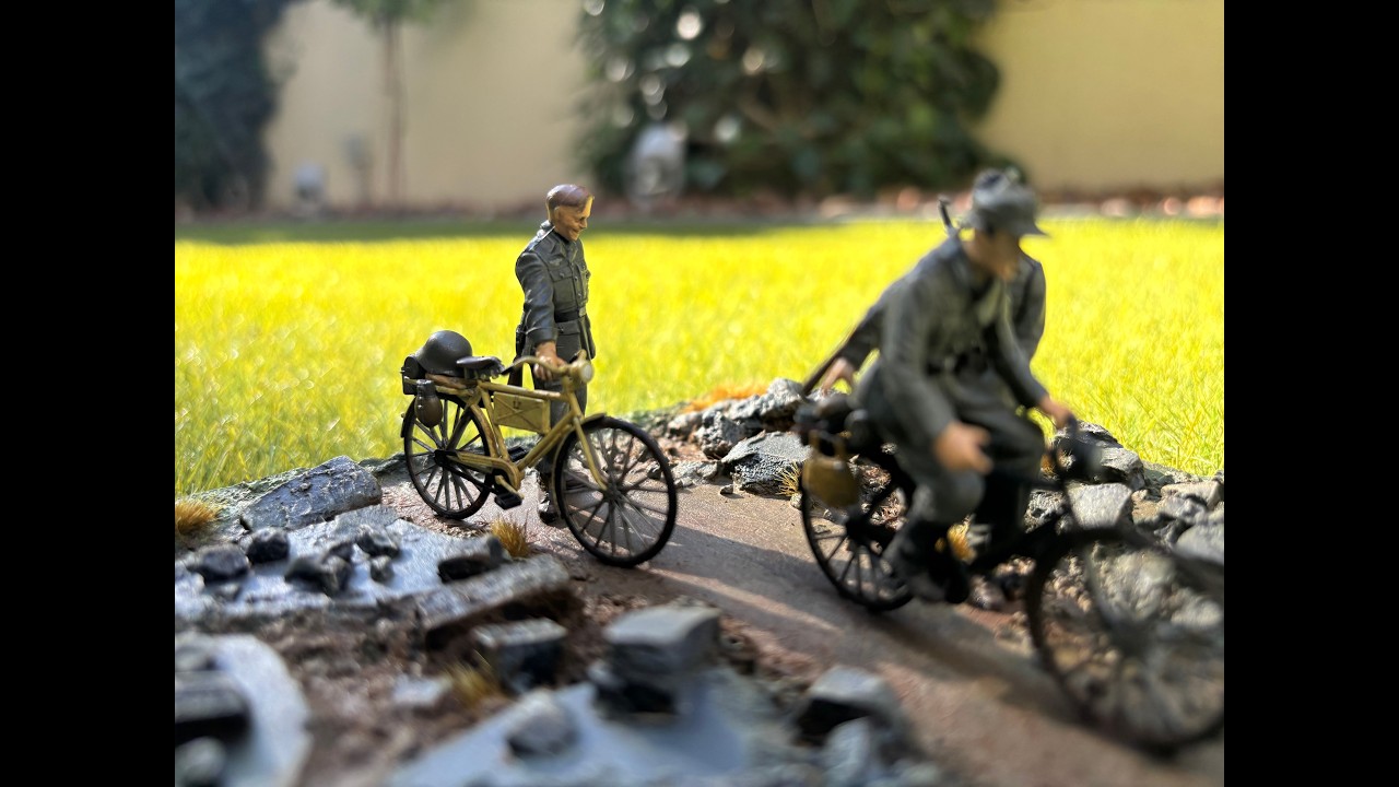 Tamiya German Soldiers with Bicycles