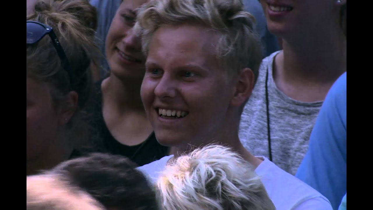 Niels Hausgaard som surprise i Stand-up for Skanderborg p&aring; Smukfest 2015