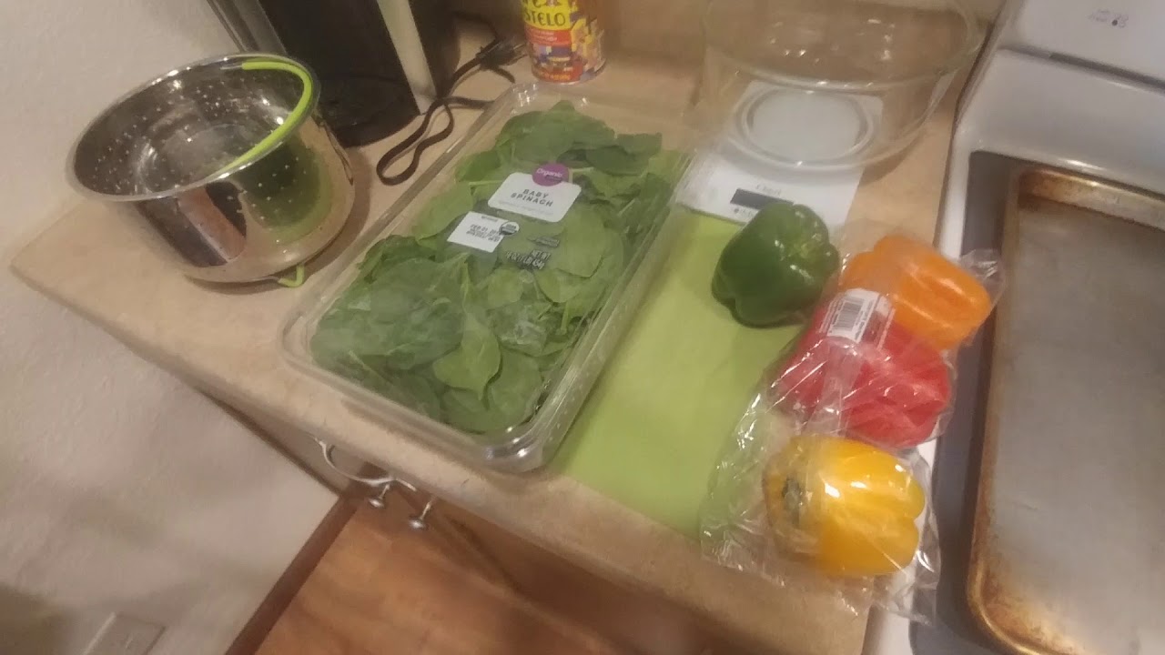 Sample mass meal prep (chicken, rice and vegetable)