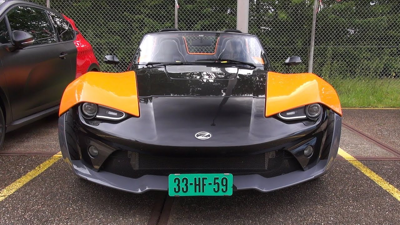 Zenos E10 S Roadster - Engine Start & Overview