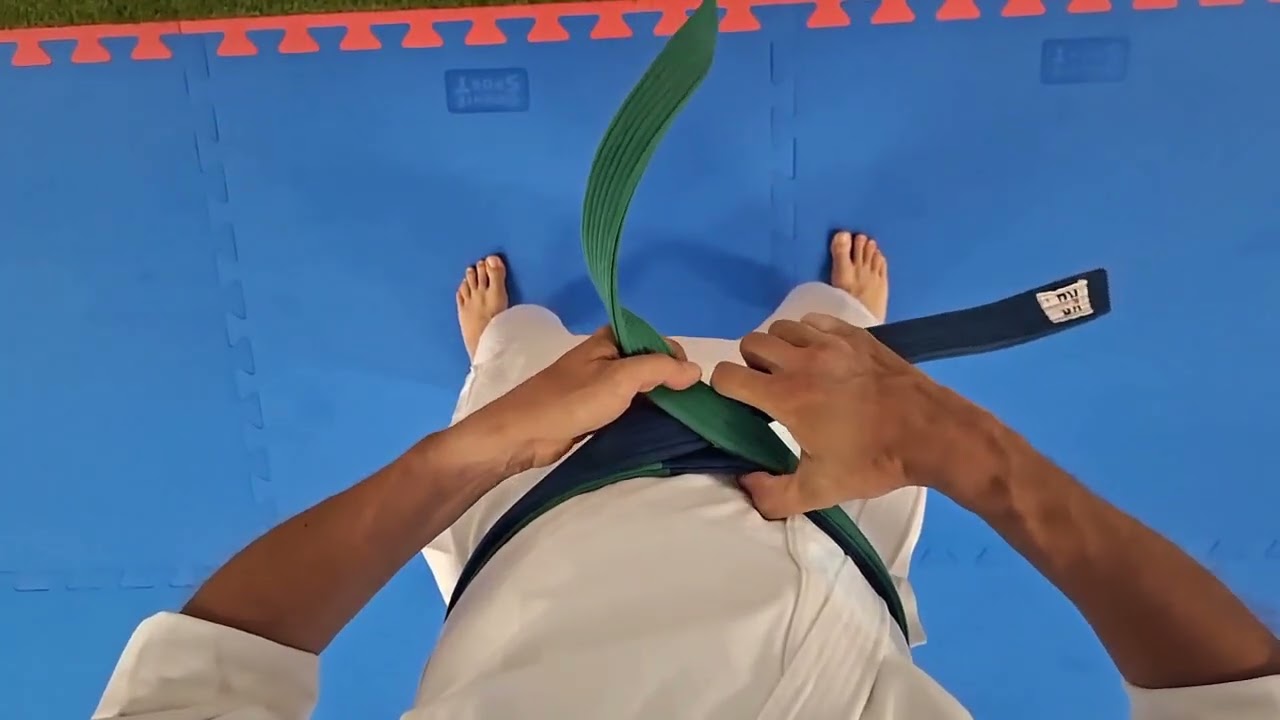 Il nodo della cintura di Karate, facile - the easy karate belt knot