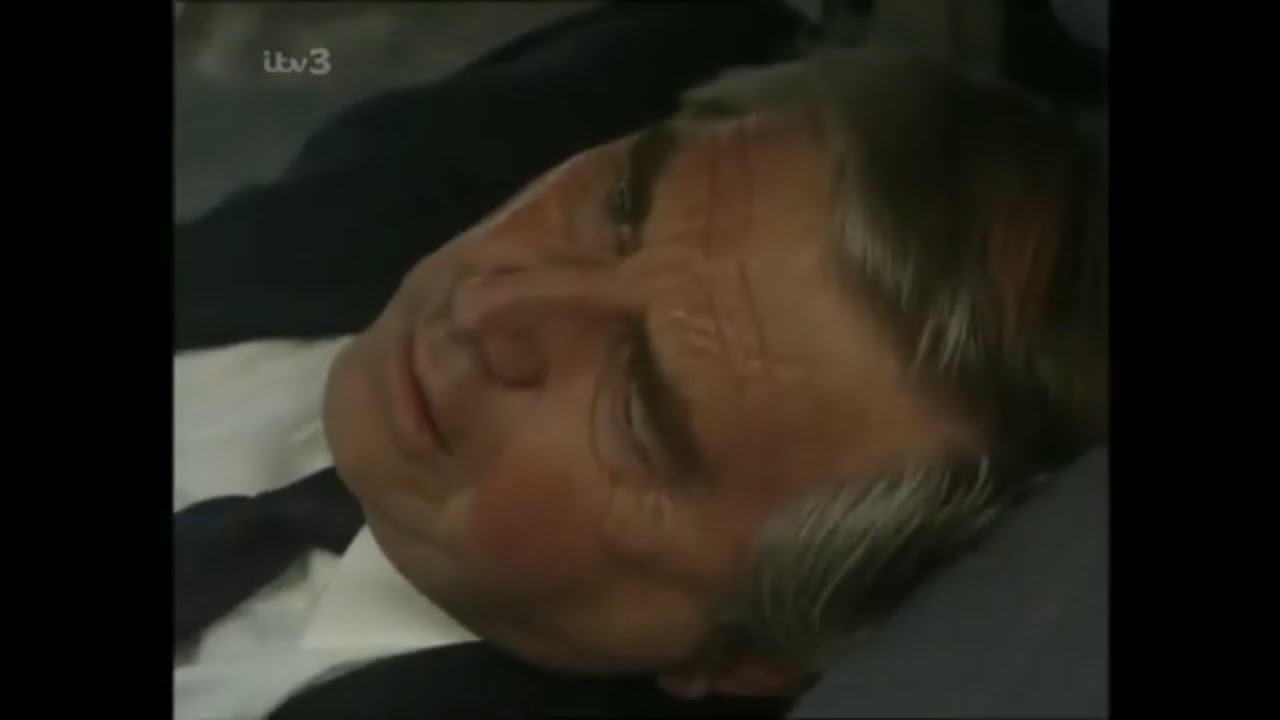Coronation Street - Derek Wilton dies