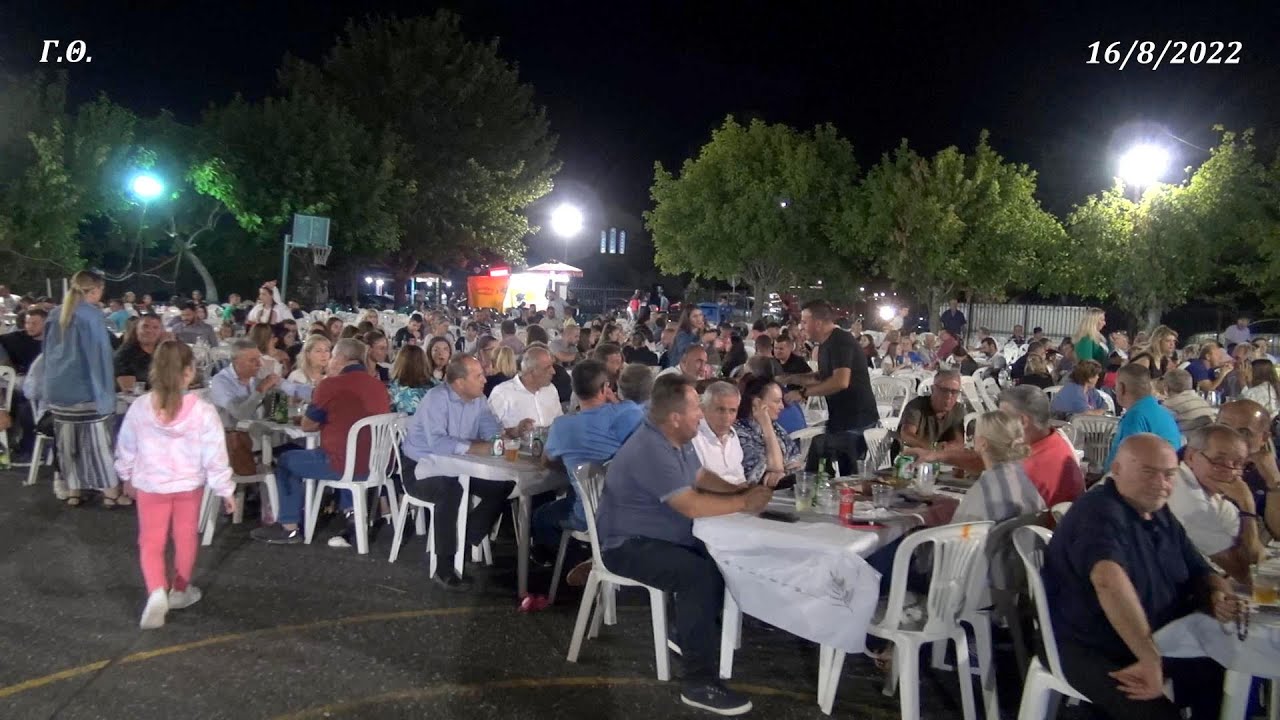 Λίγο πριν Ξεκινήσει το Πανηγύρι στο Σταυροδρόμι Πέλλας 
