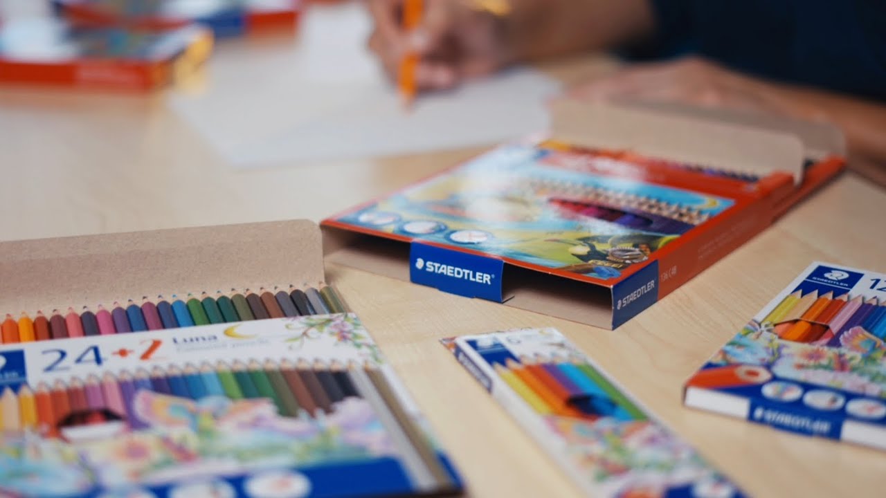 Discover the Creativity of STAEDTLER Luna Coloured Pencils (Art. Nr. 136)
