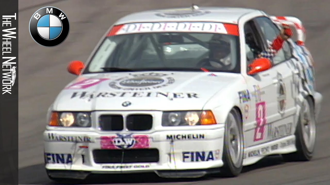 BMW 318is at the 1994 Super Tourenwagen Cup