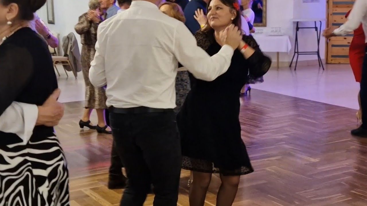 22 11 2025 Kochaj mnie i całuj do rana!a później będzie zmiana!