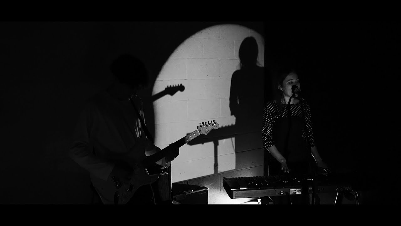 White Flowers - 'Day By Day (Live at The Mill)'