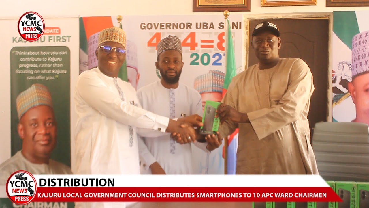 Karamar Hukumar Kajuru ta raba sabbin wayoyin hannu ga shugabannin APC na Mazabu 10 na yankin