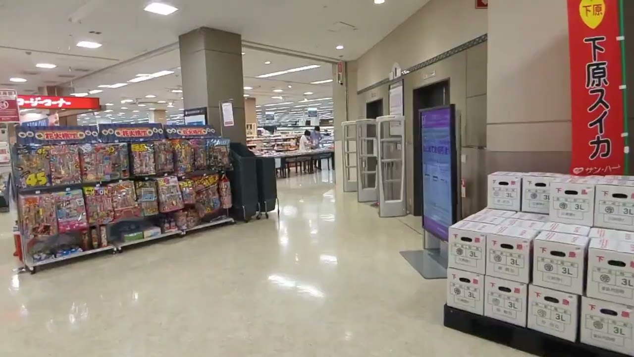 イオン南松本店　エレベーター