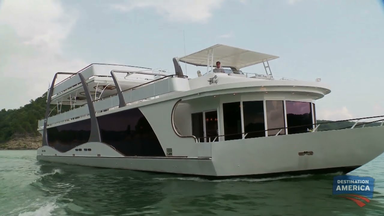 World Champion Houseboat | Epic
