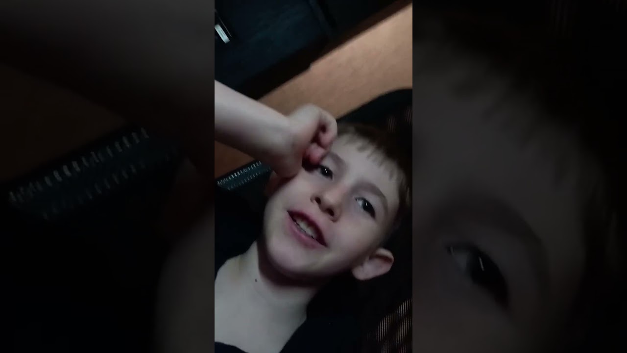 Прохожу 3 ночь с Кирой пять ночей у Фредди 2 