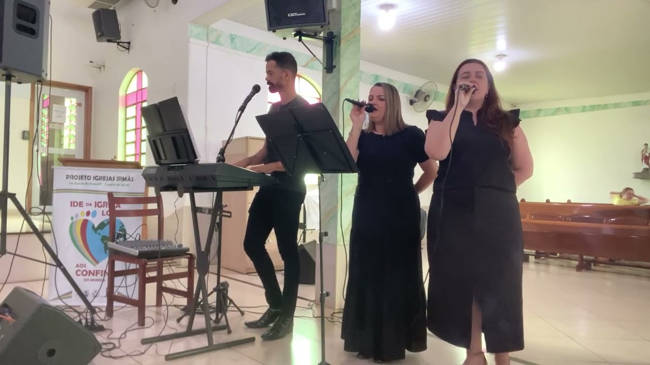Deixa Deus sonhar em ti - Grupo Santa Cecília