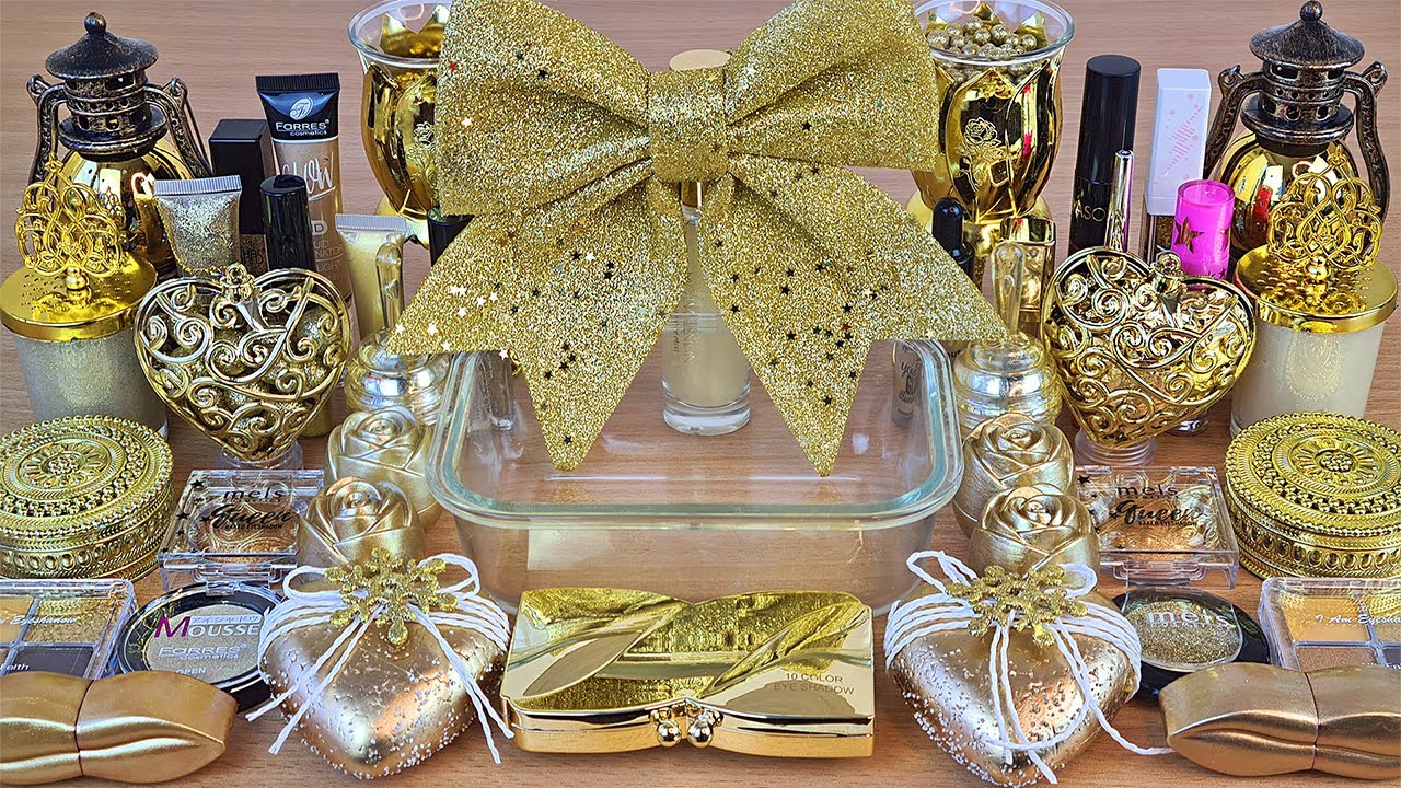 GOLD SLIME | Mixing makeup and glitter into Clear Slime | Satisfying Slime Videos