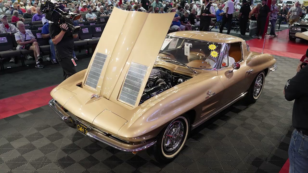 1963 Corvette Split Window - Saddle Tan
