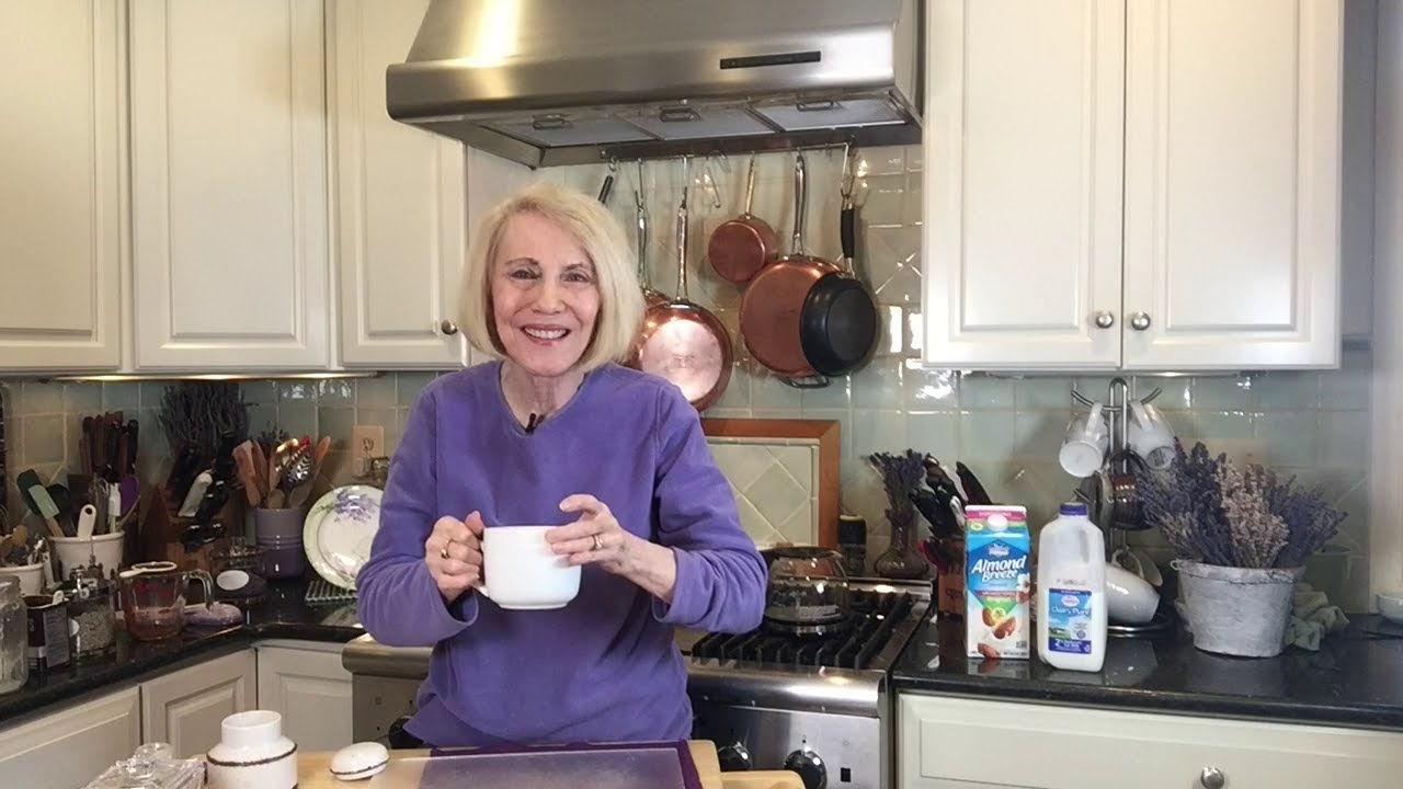 Secrets to Cooking with Lavender, Plus a Lavender Latte Recipe