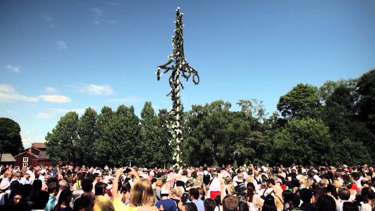 Upplev midsommar på Skansen!