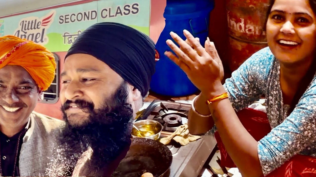  Puja Ne Sadhu Santo🥰 ko Roti Banake Di🙂🙂￼