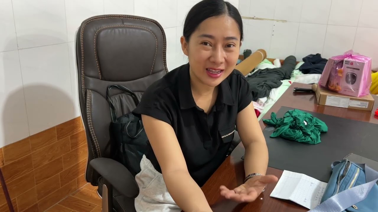 Những Ngày Đầu Chân Ướt Chân Ráo Ra Bán Vải