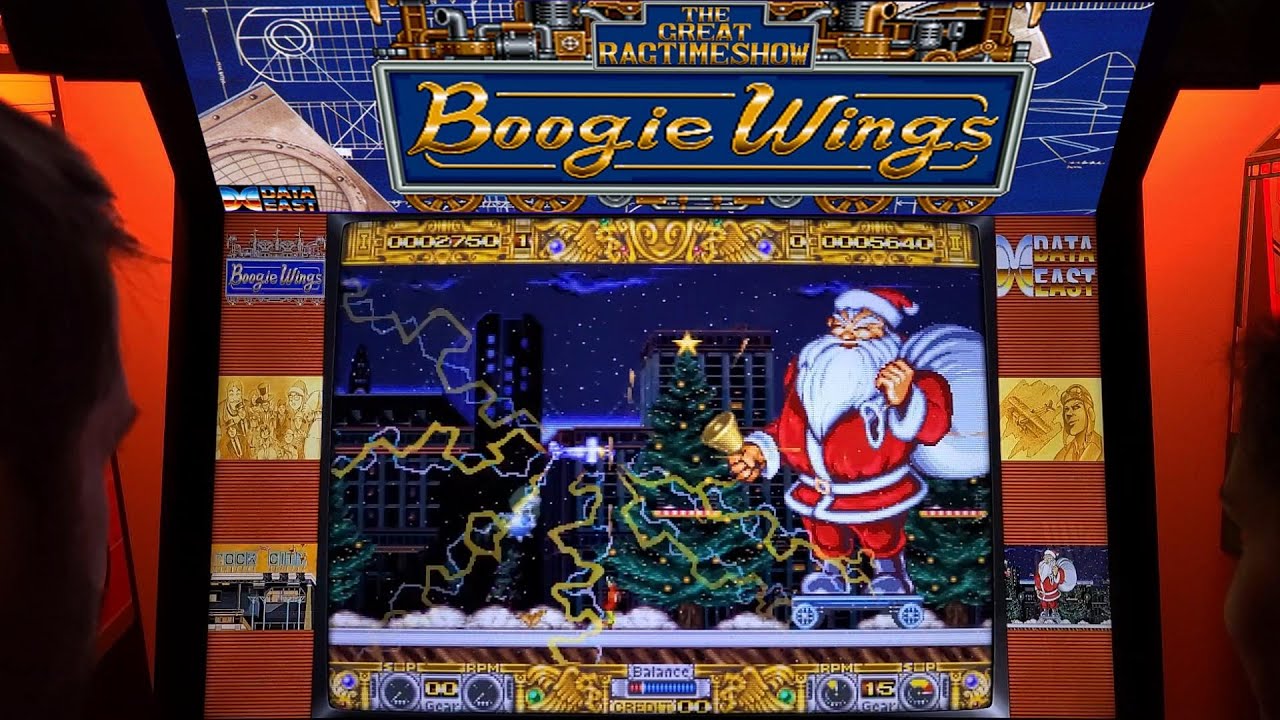 Игровой автомат Boogie Wings для двух игроков в режиме MAME с отображением экрана.