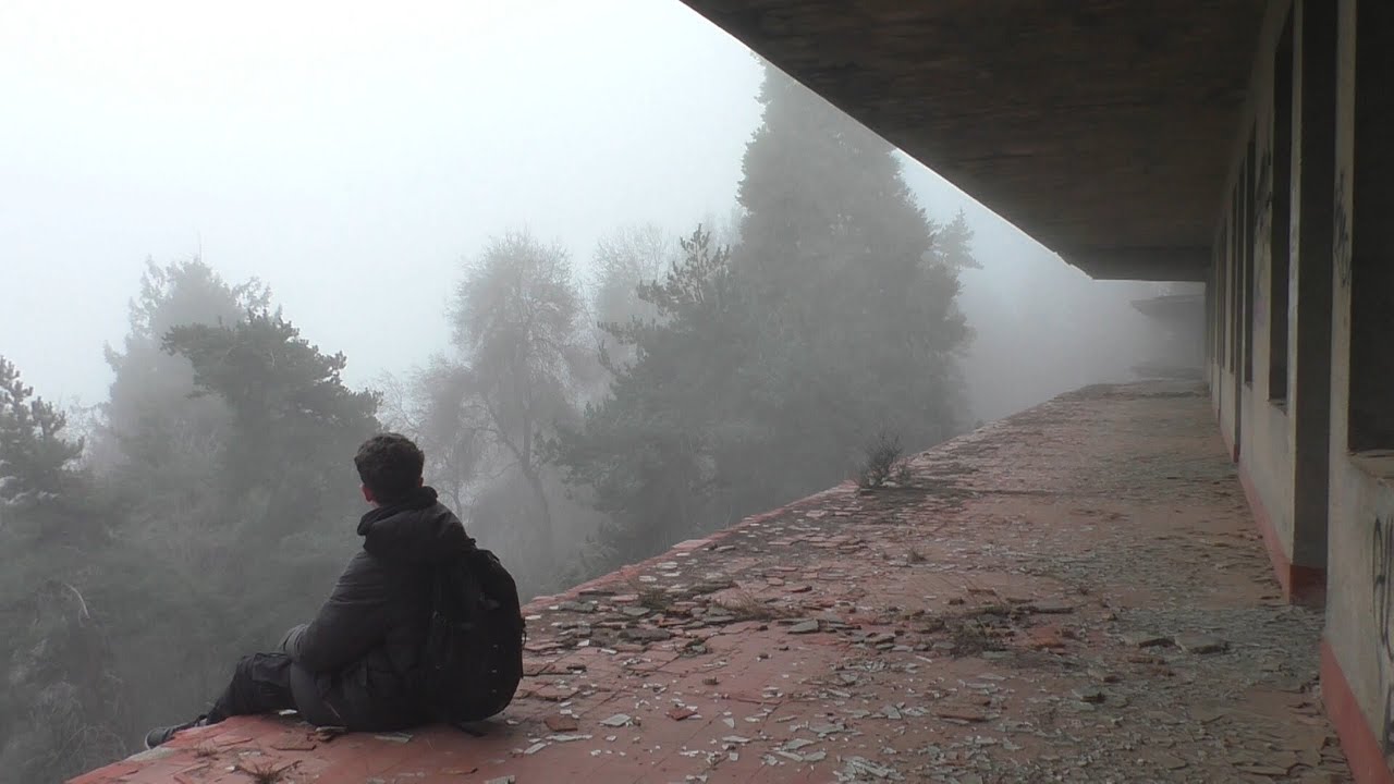 Exploré el Sanatorio Abandonado más Perturbador de España | Documental Urbex
