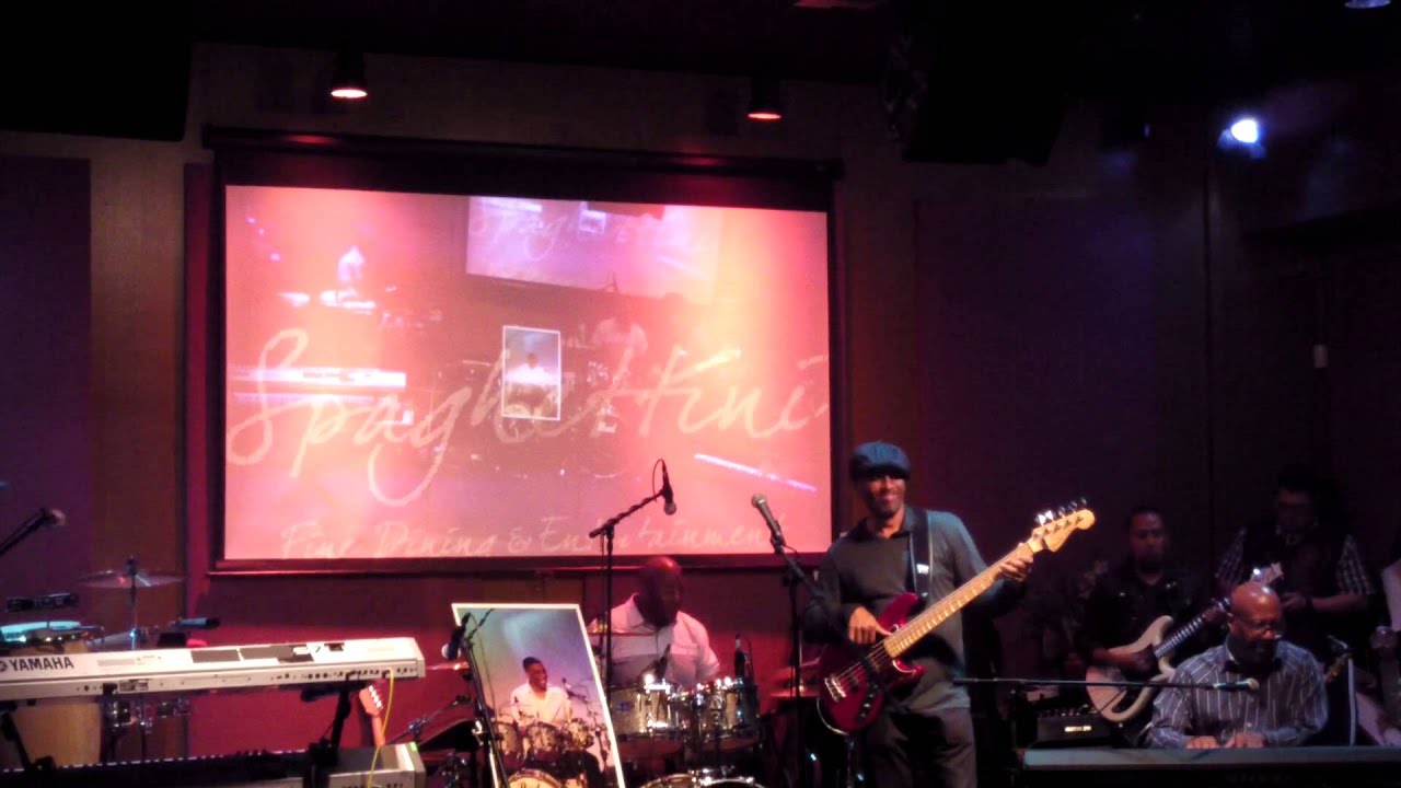 Brazilian Love Affair - Byron Miller (Smooth Jazz Family)