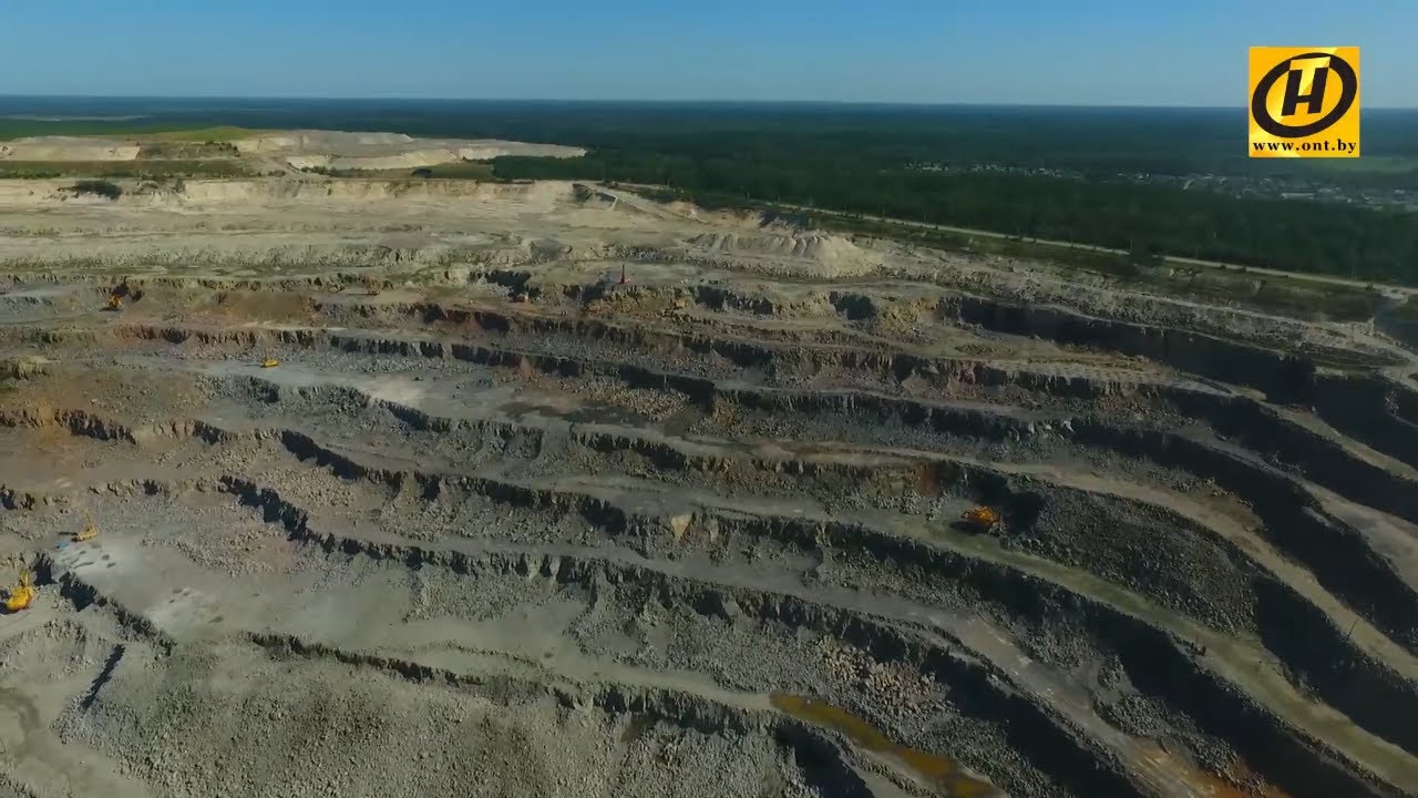 Курс - на Микашевичи! Крупнейшее предприятие в Европе по переработке горных пород. Гранитный карьер