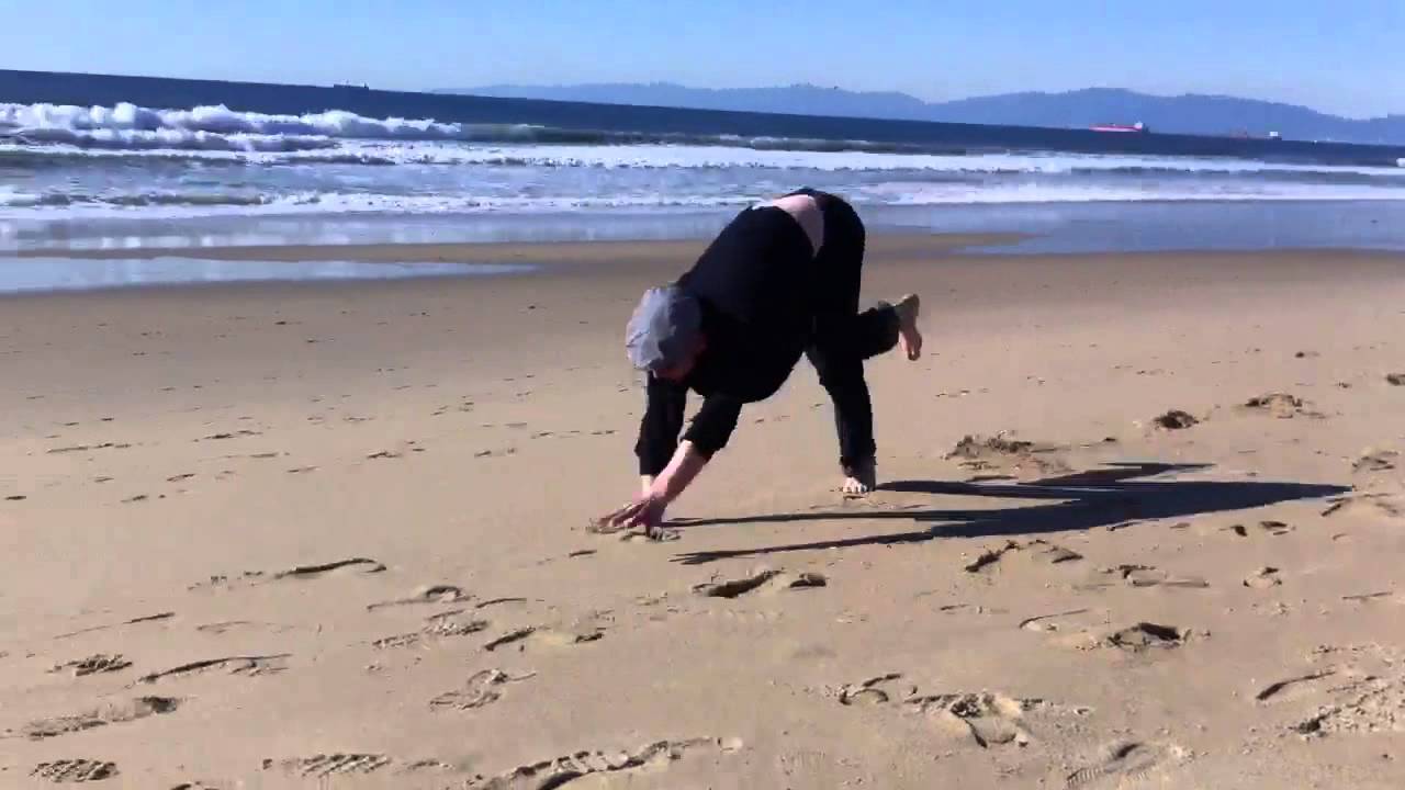 Monkey run - Anybody who can run like this contact me