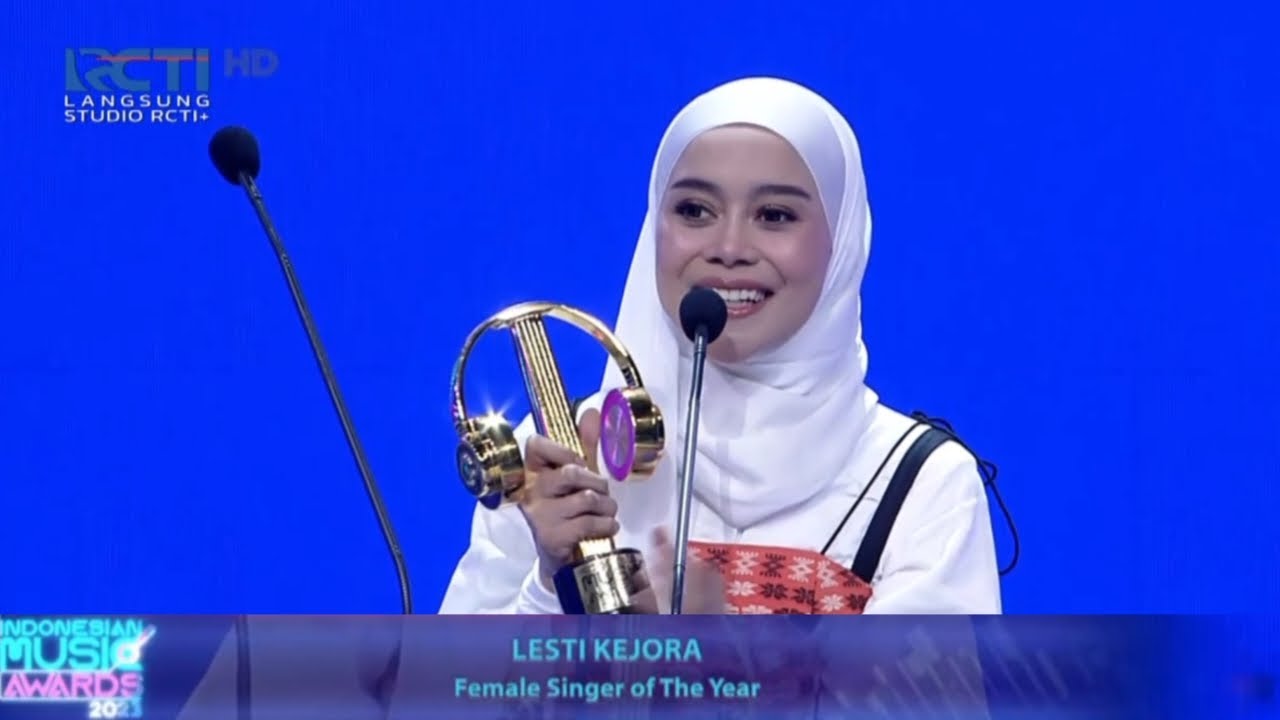 Lesti Mendapatkan Nominasi AMI AWARDS 2023 - Hingga Peluk Rizky Billar