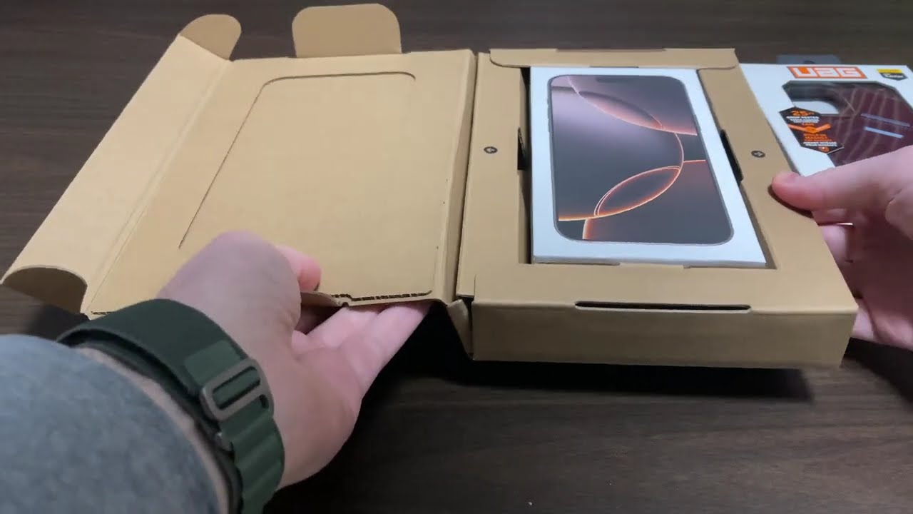 Shipping iPhone 16 Pro Max from Apple by Mail - is your phone protected and padded enough?