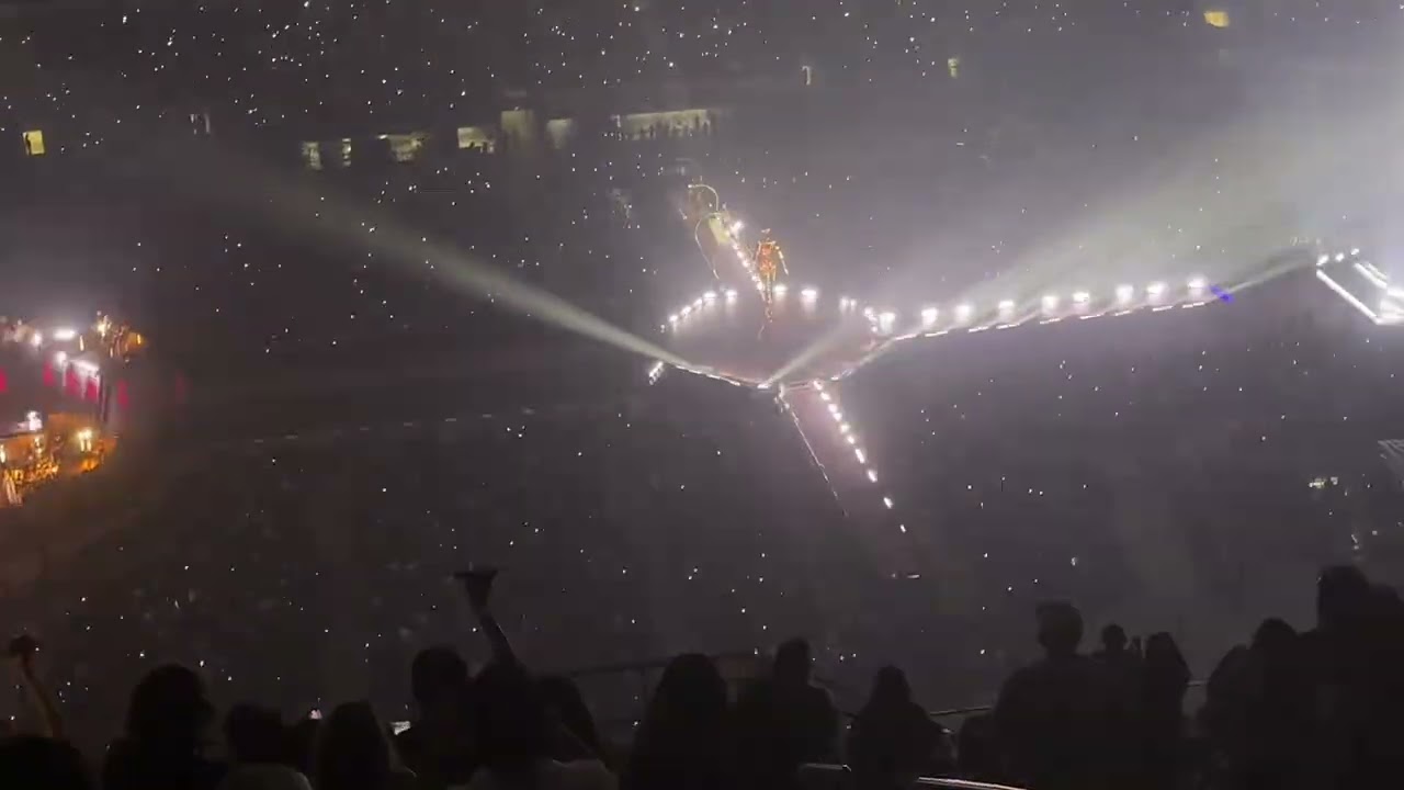 The Weeknd- “Blinding lights” AHTD Night 2 Dallas Tx 8/28/25
