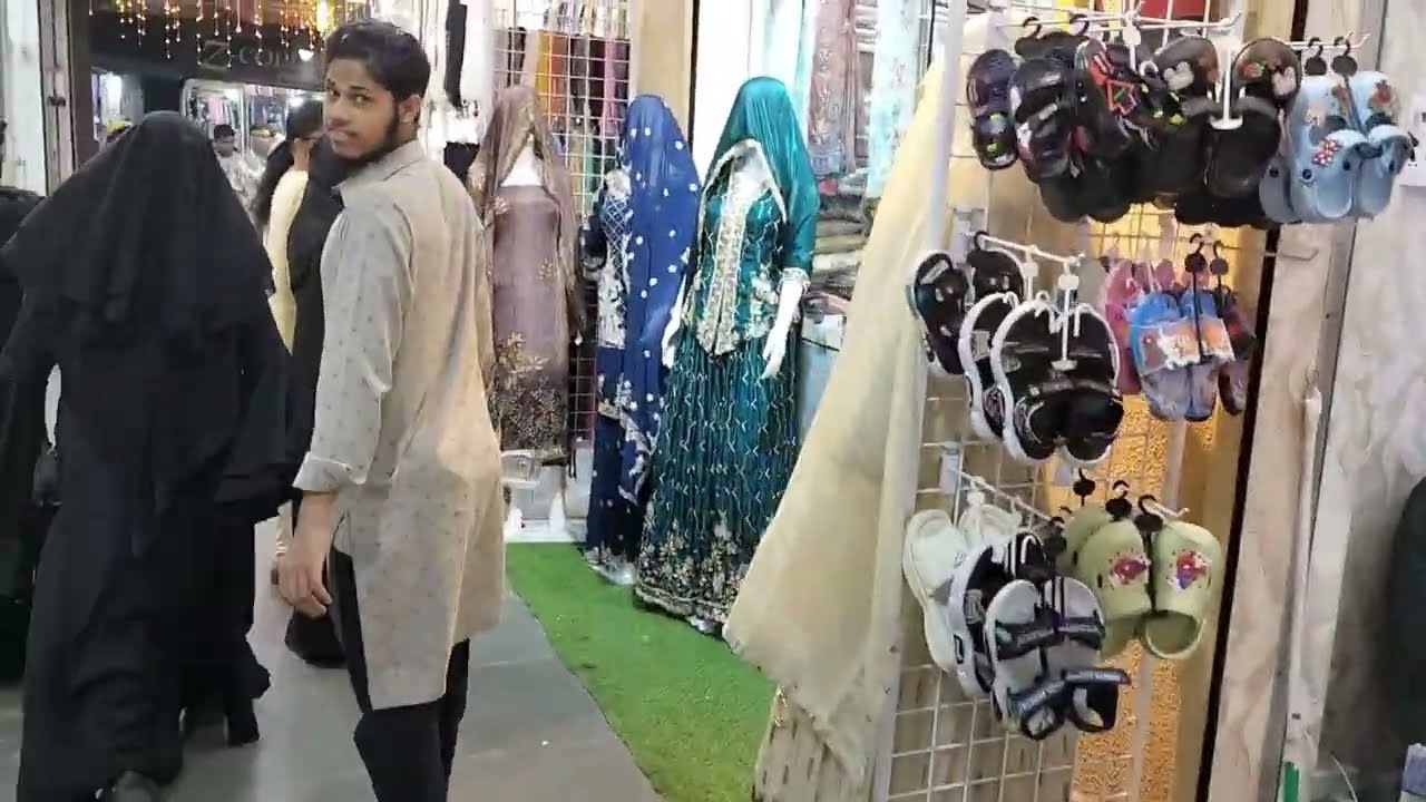 Sale 50% Mumbra Madina Market|Mumbra ki Sasti market #bazar #marketing #viral @Zayanmarketvlogs1992
