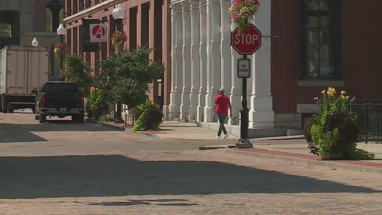 Laclede's Landing shifts from nightlife to neighborhood