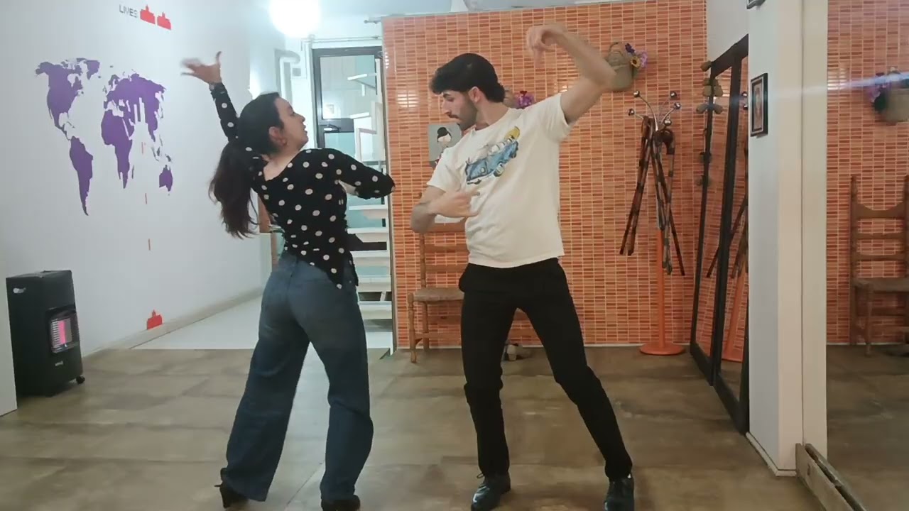 TERCERA SEVILLANA !! Así de bien la han aprendido 