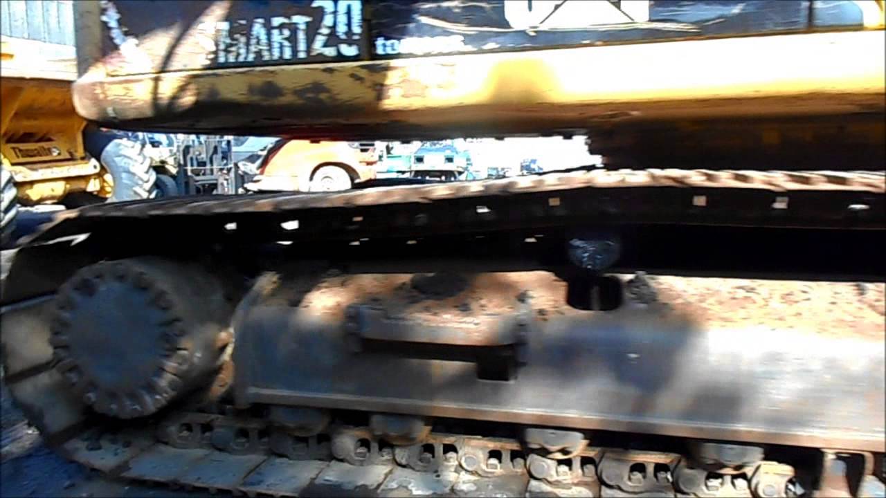 The Auctioneer Ltd Machine Test Drive   CAT 319