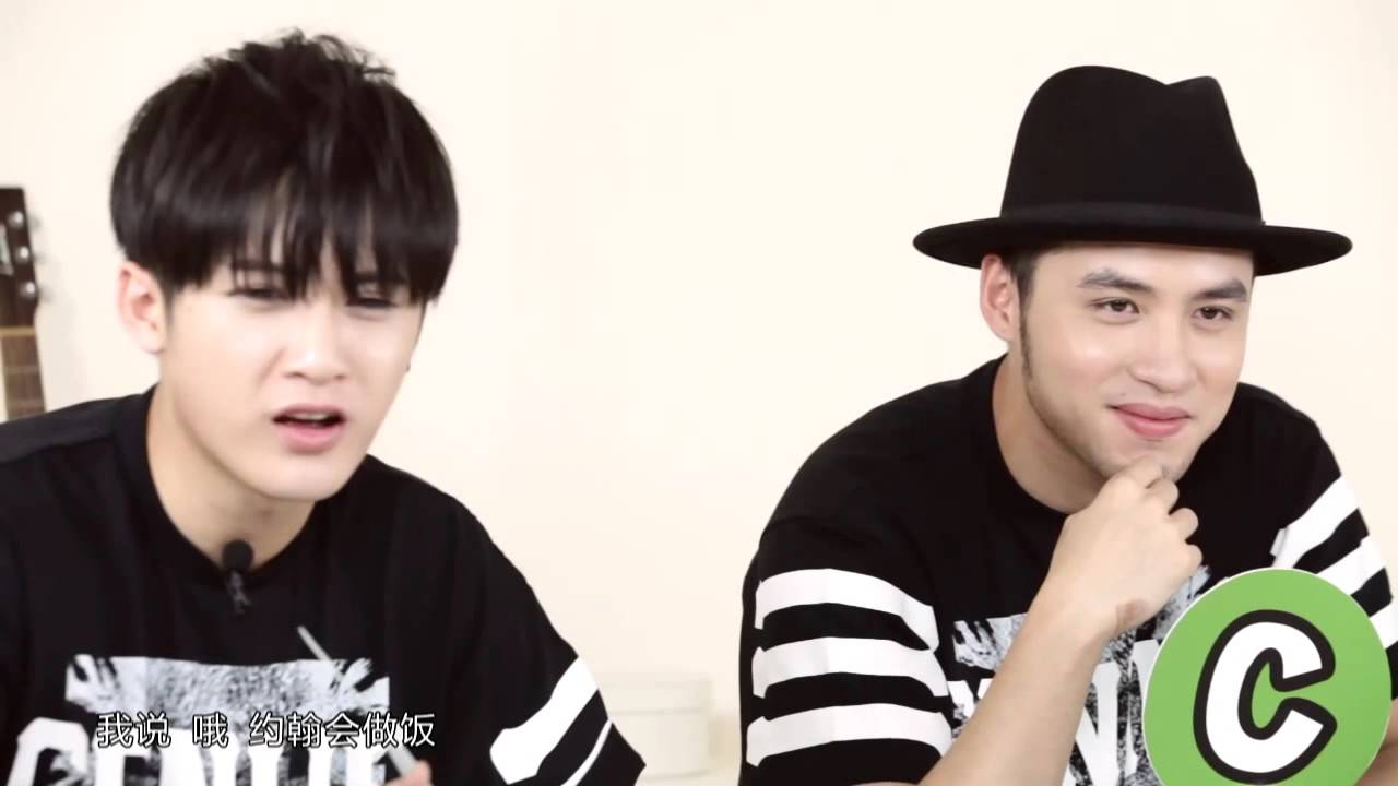 [150917] M.I.C. interview (1/2) @ Yinyuetai Music Guest EP29
