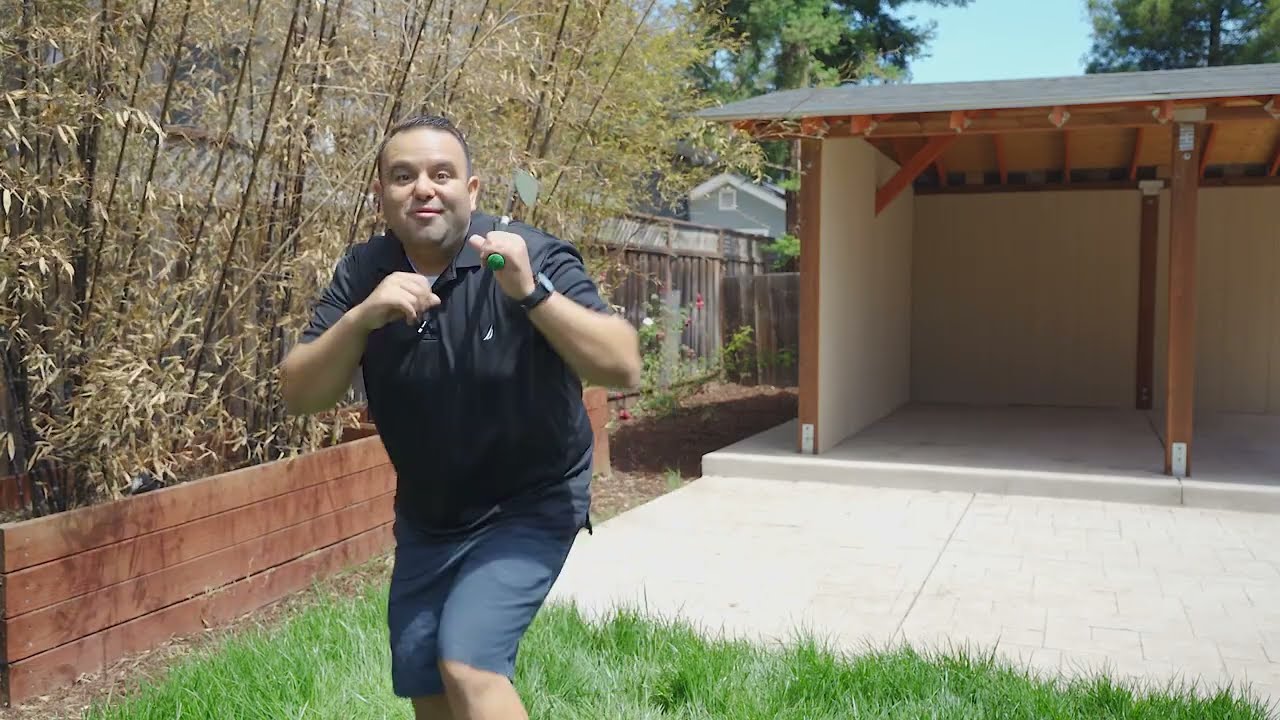 Funny Realtor home tour