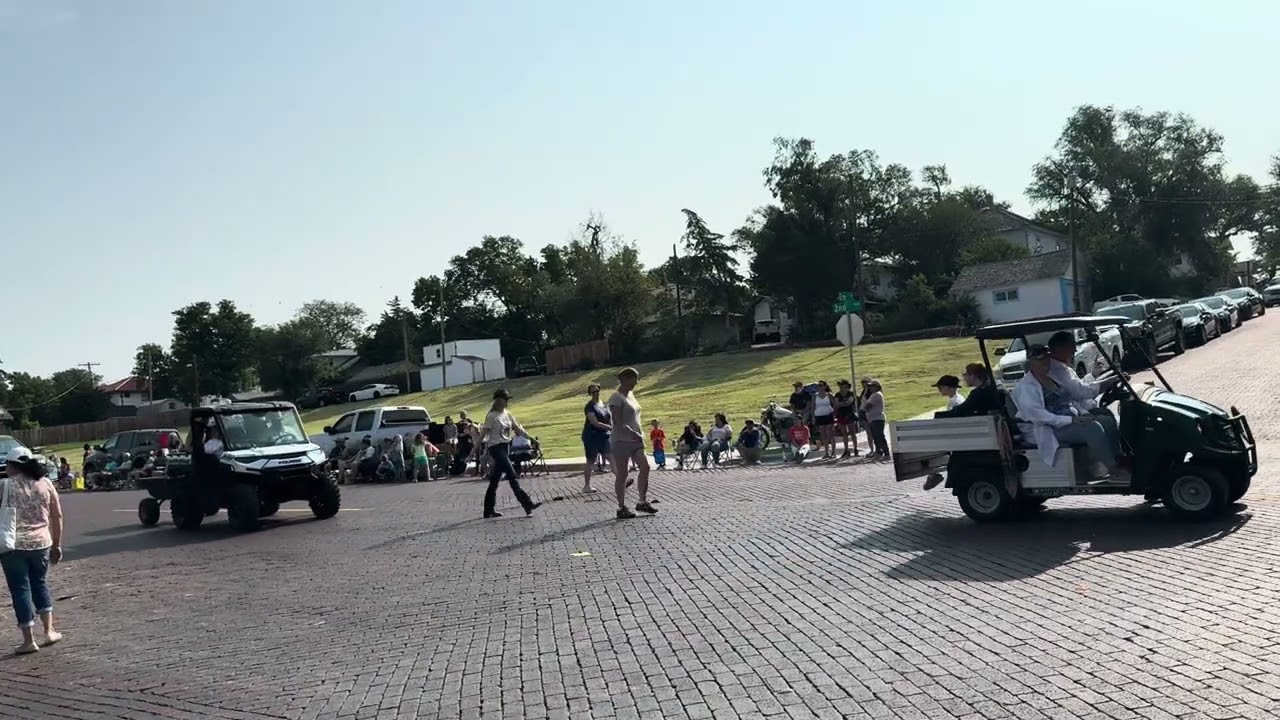 Dodge City Days Parade in Kansas mp4