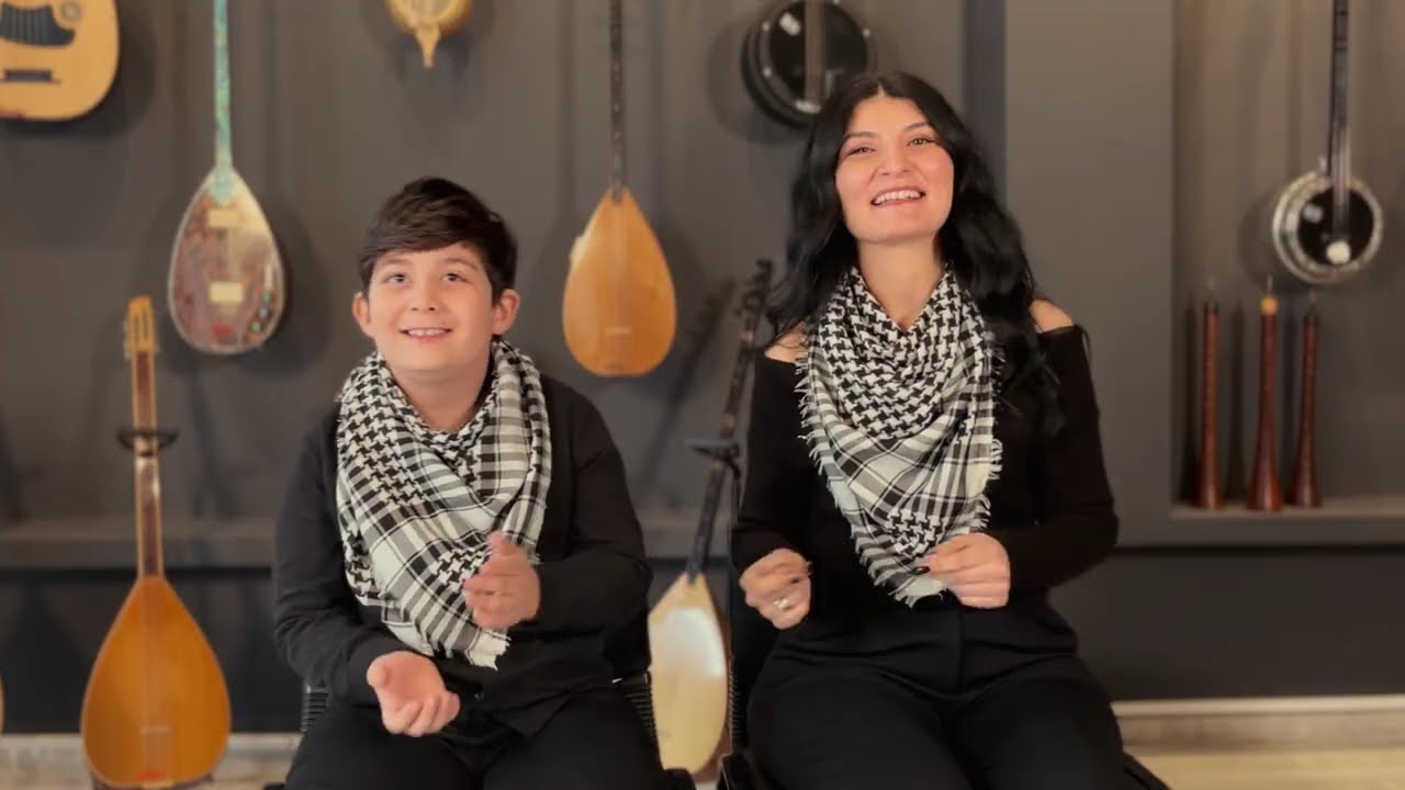 Esmerim Biçim Biçim | Türkülerle Büyüyorum