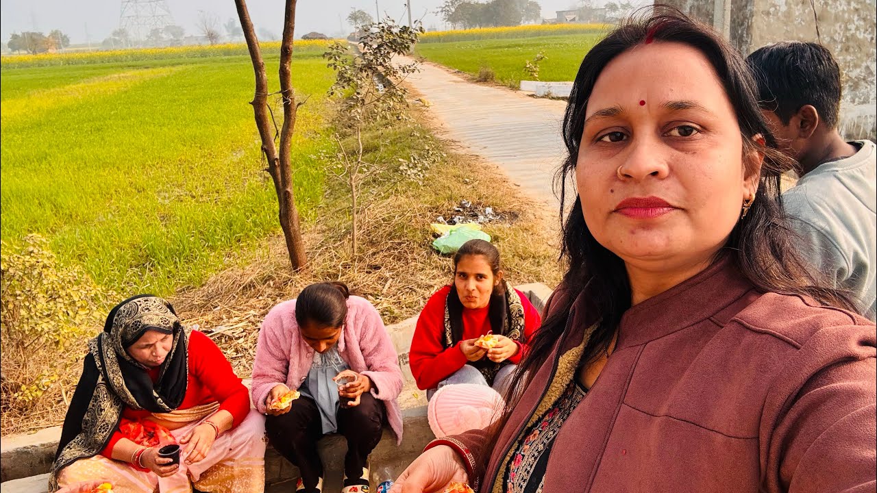 आज हम सब गए खेतों में घूमने //वहीं पर की पिज़्ज़ा 🍕 पार्टी 🥳 