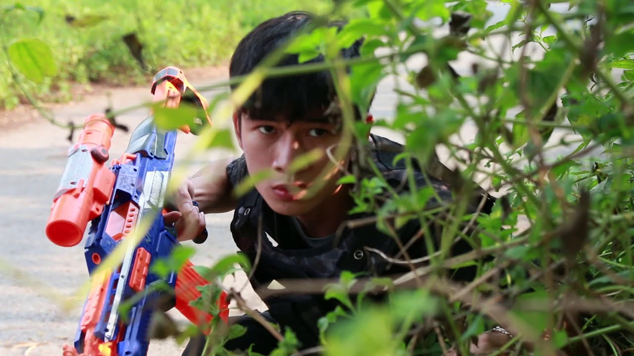 MASK Nerf War : Police Alpha Nerf Guns Special Forces vs. Crime BEAST ANIMAL Mask in Abandoned House