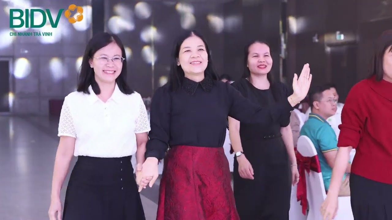 BIDV Trà Vinh thăm quan mộc châu 2026