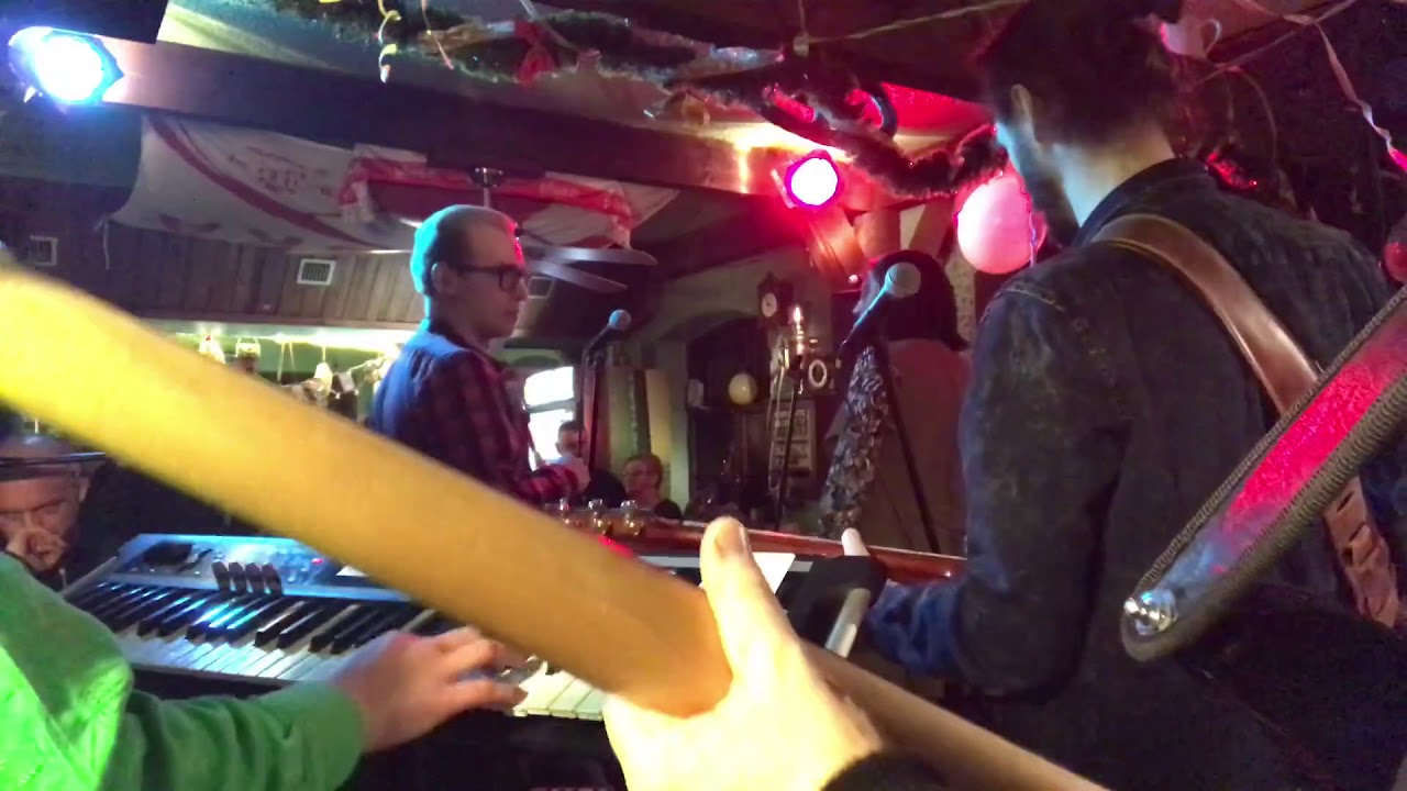 Far Away cover Summertime Olesno Pub Nirvana 13 styczeń 2018