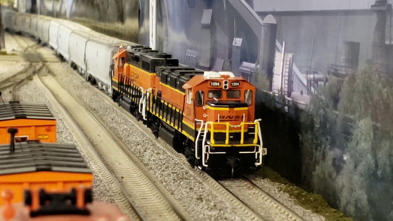 BNSF SAN DIEGO YARD CREW AT WORK